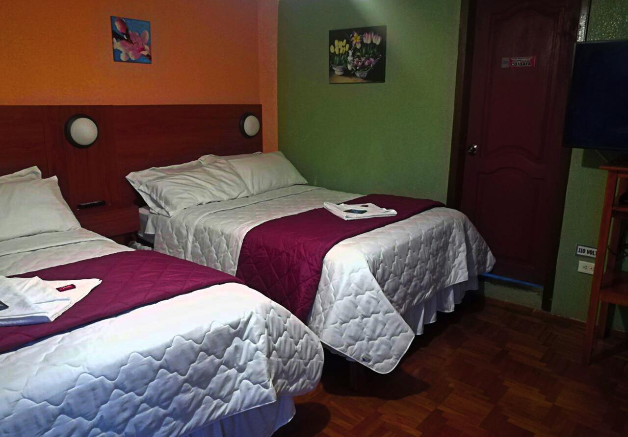 La Estacion Hostal Quito Exterior photo